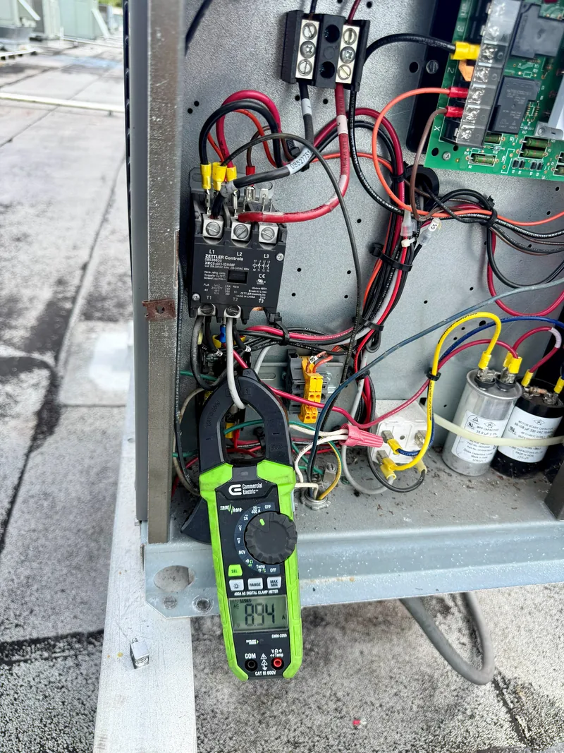 Walk-in cooler electrical testing in Stuart